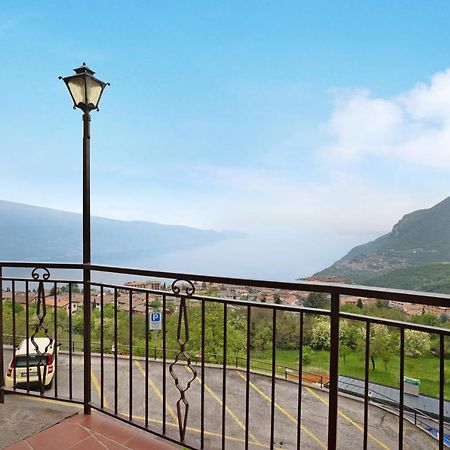 Stella Del Garda 2 Con Terrazza Apartment Тиняле Екстериор снимка