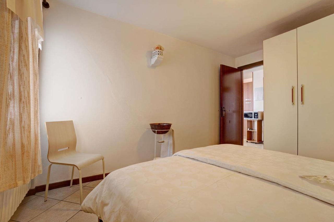 Stella Del Garda 2 Con Terrazza Apartment Тиняле Екстериор снимка