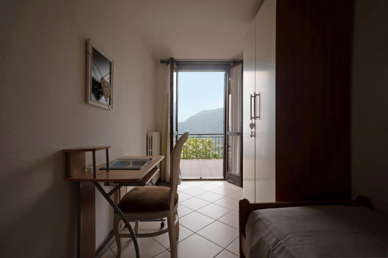 Stella Del Garda 2 Con Terrazza Apartment Тиняле Екстериор снимка