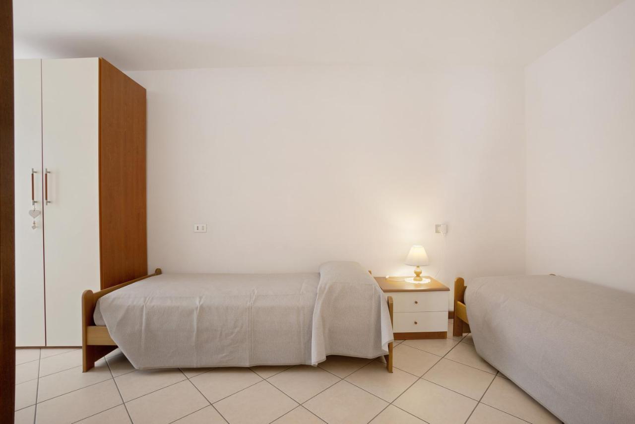 Stella Del Garda 2 Con Terrazza Apartment Тиняле Екстериор снимка