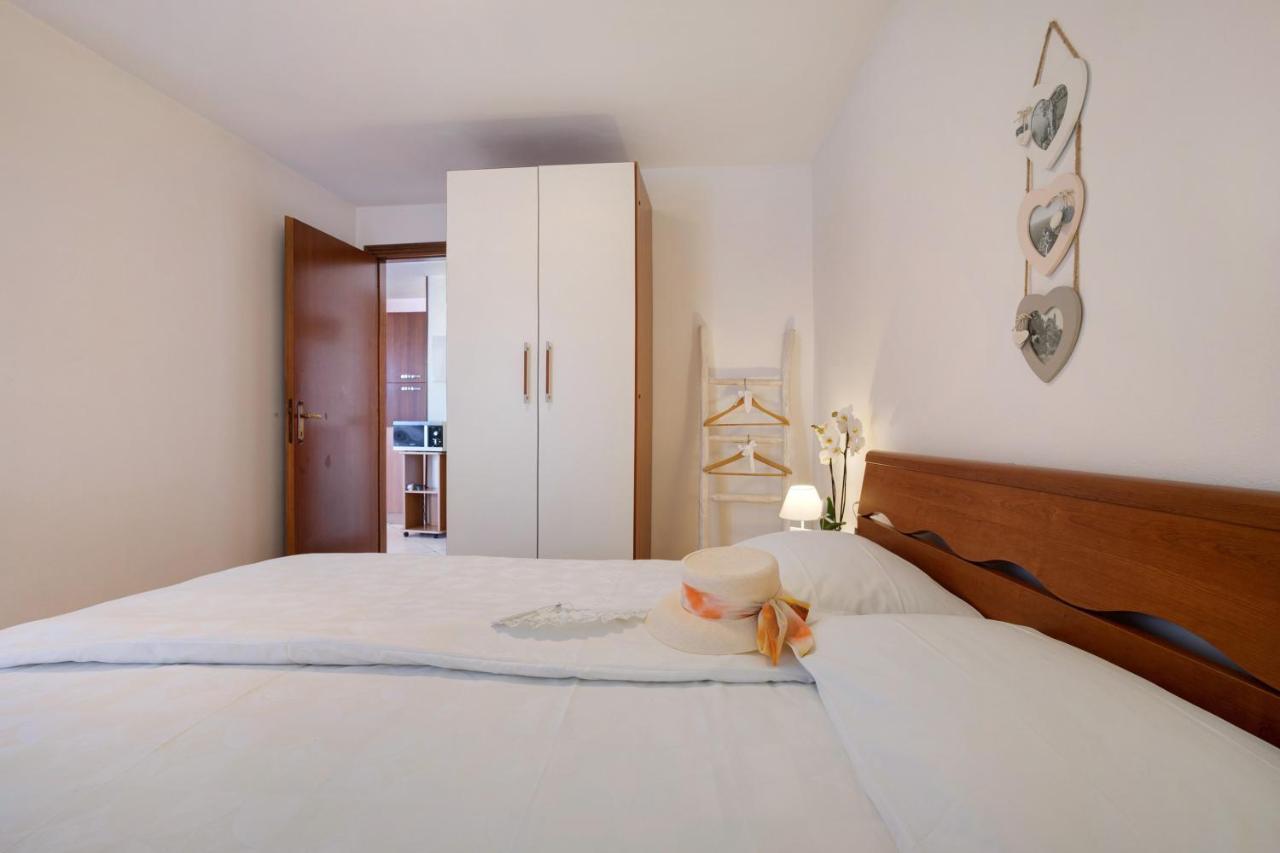 Stella Del Garda 2 Con Terrazza Apartment Тиняле Екстериор снимка