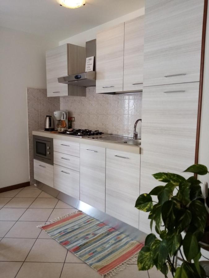 Stella Del Garda 2 Con Terrazza Apartment Тиняле Екстериор снимка